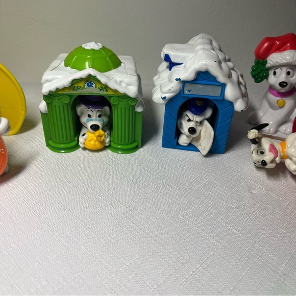 McDonald's Dalmatian Figures with Colorful Vehicles. McDonald’s. Play or collect - Picture 7 of 8